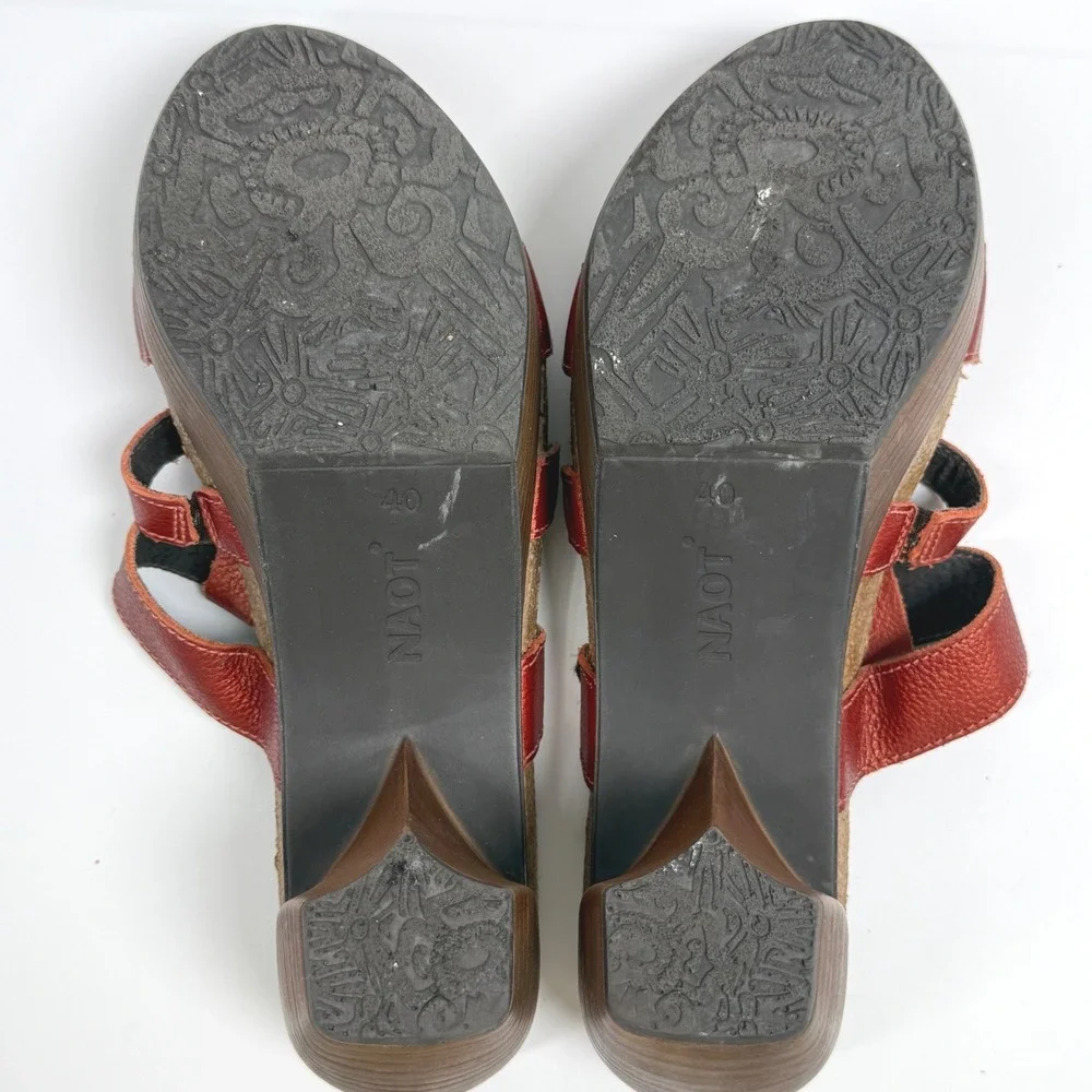 Naot Womens Brick Metallic Red Leather Multi Strap Chain Sandals Size 40 L9 Heel
